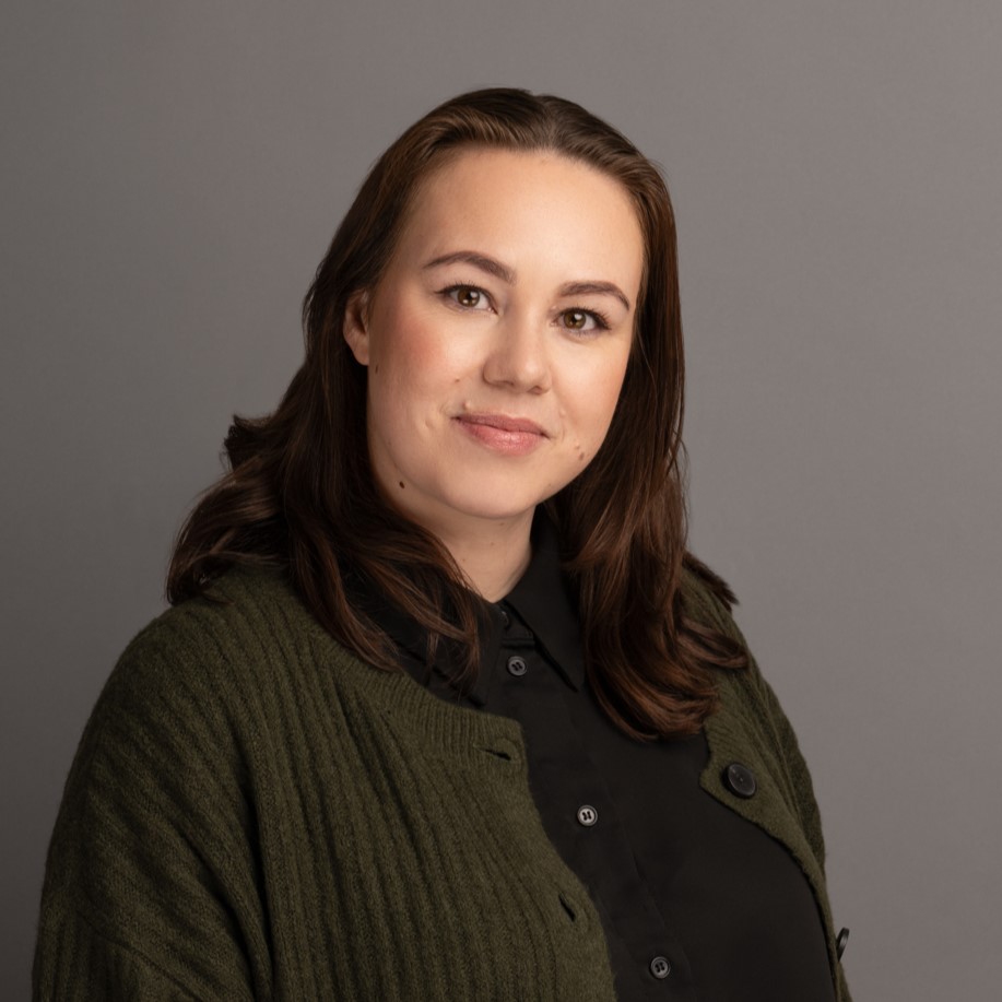 Isa Emelia Ifarnes