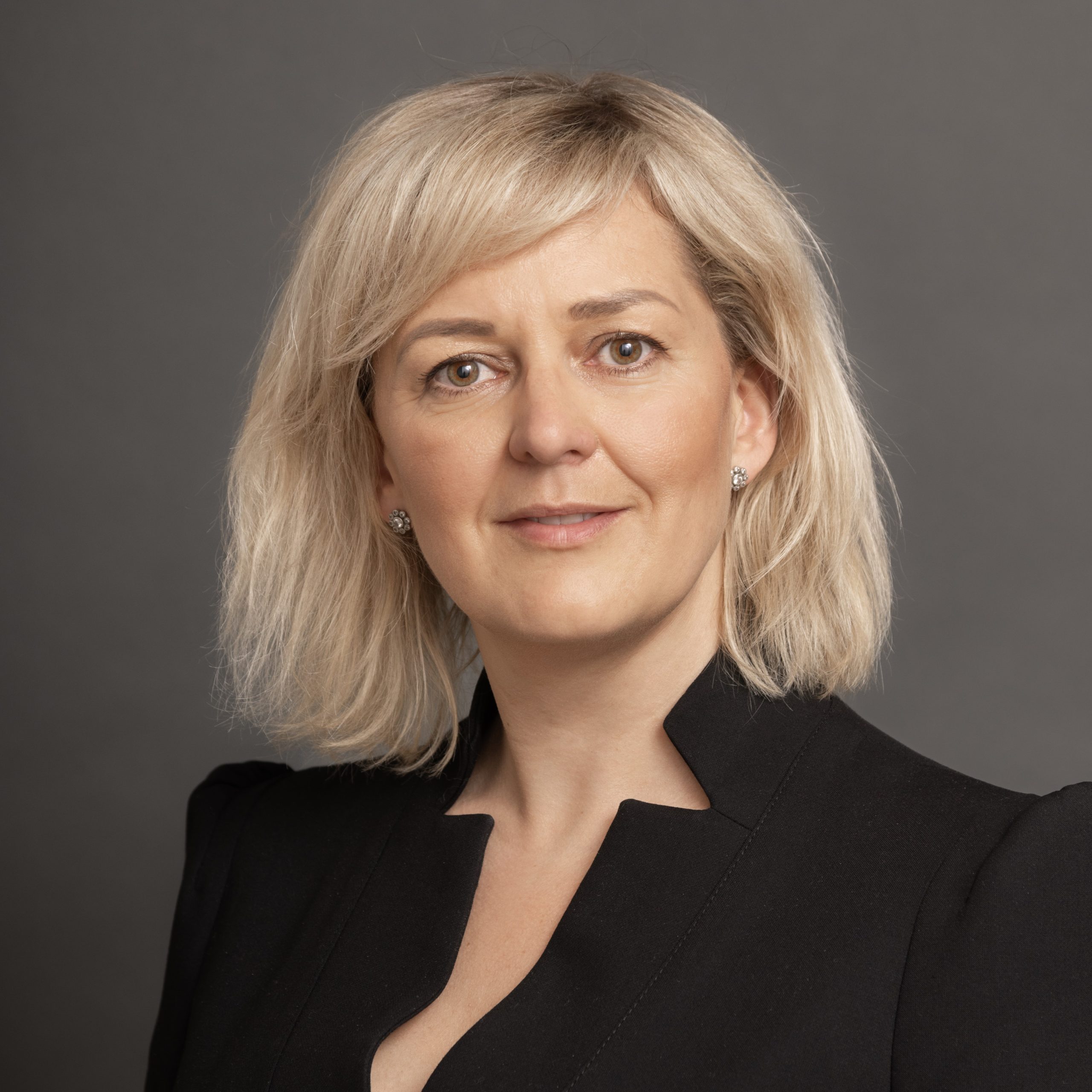 Nicola Mann
